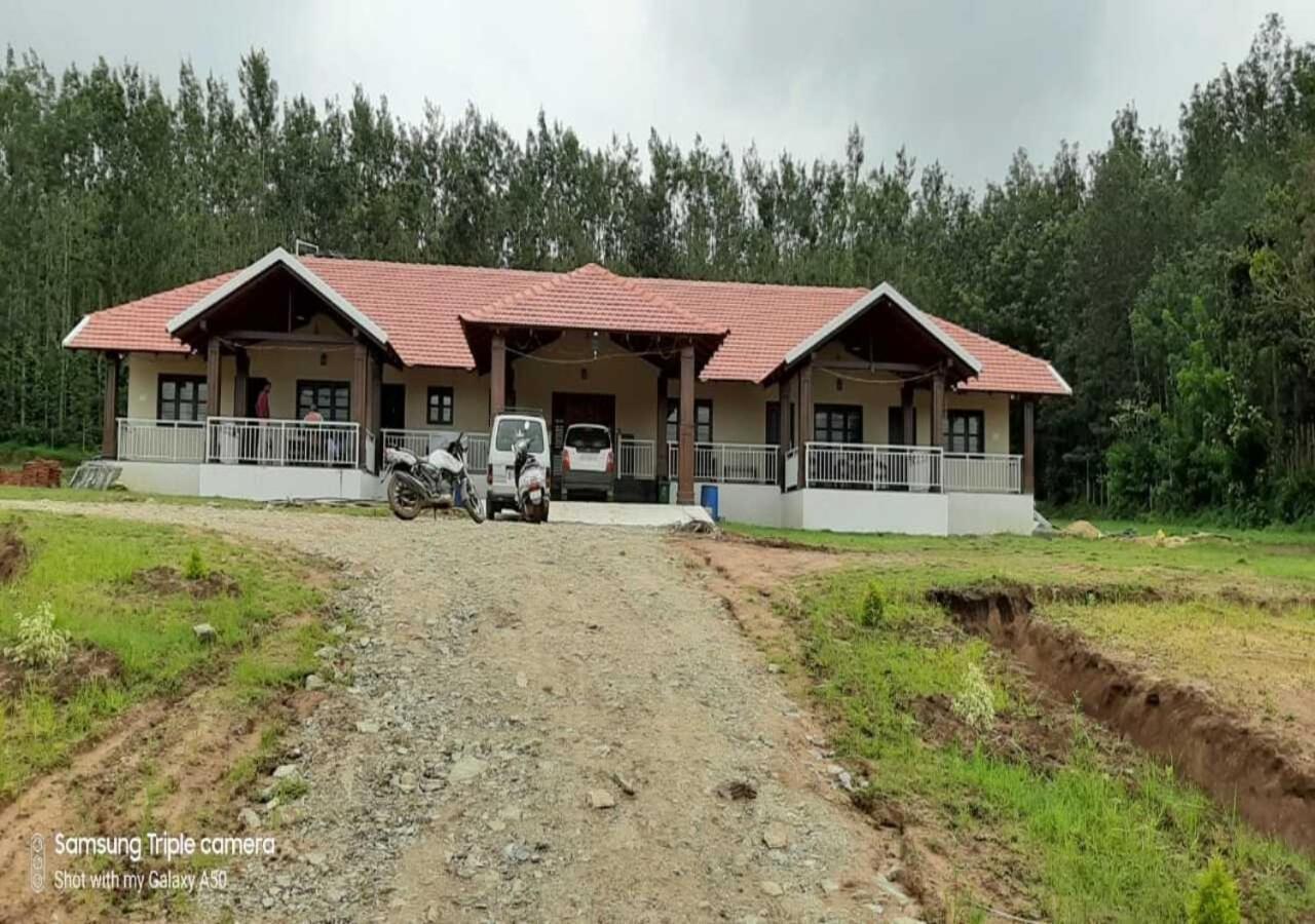 Hotel Coffee Safari Chikmagalūr Esterno foto